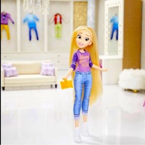 Disney Princess Comfy Rapunzel